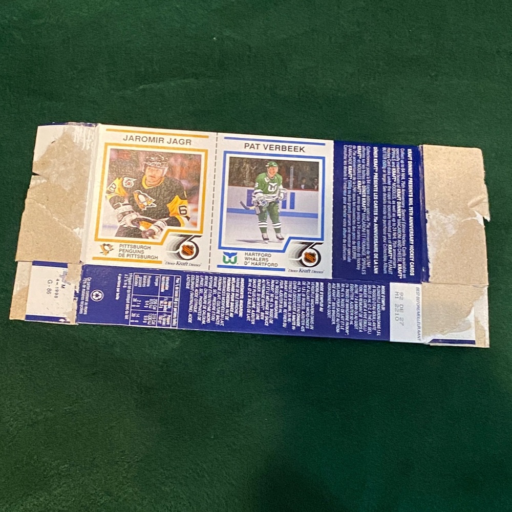 Kraft 1992 NHL 75 Anniversary Cards. ( 3 )